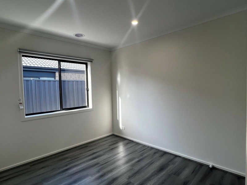 13 Royle Court, East Bairnsdale VIC 3875