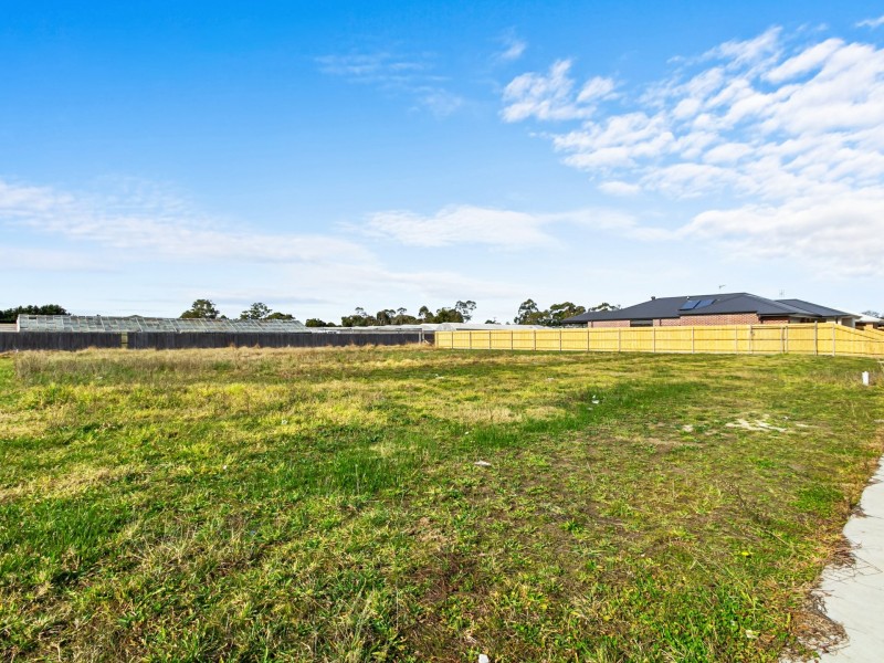 14 Nielsen Way, East Bairnsdale VIC 3875
