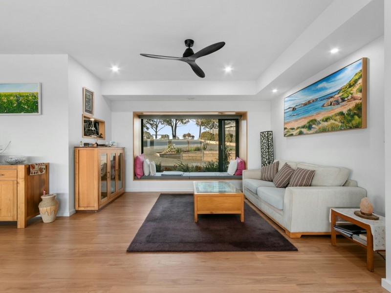 53 McAuleys Road, Wy Yung VIC 3875