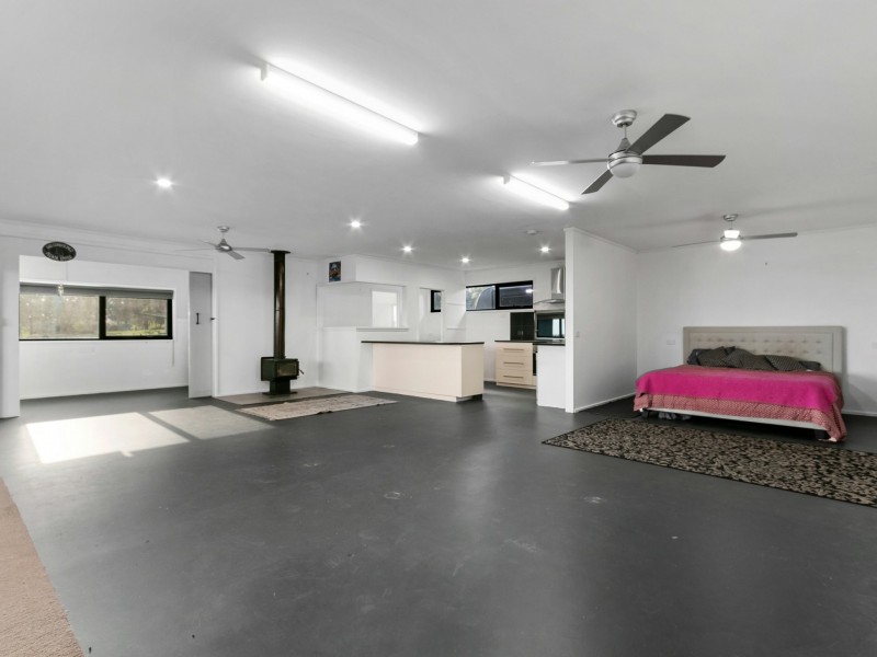 53 McAuleys Road, Wy Yung VIC 3875