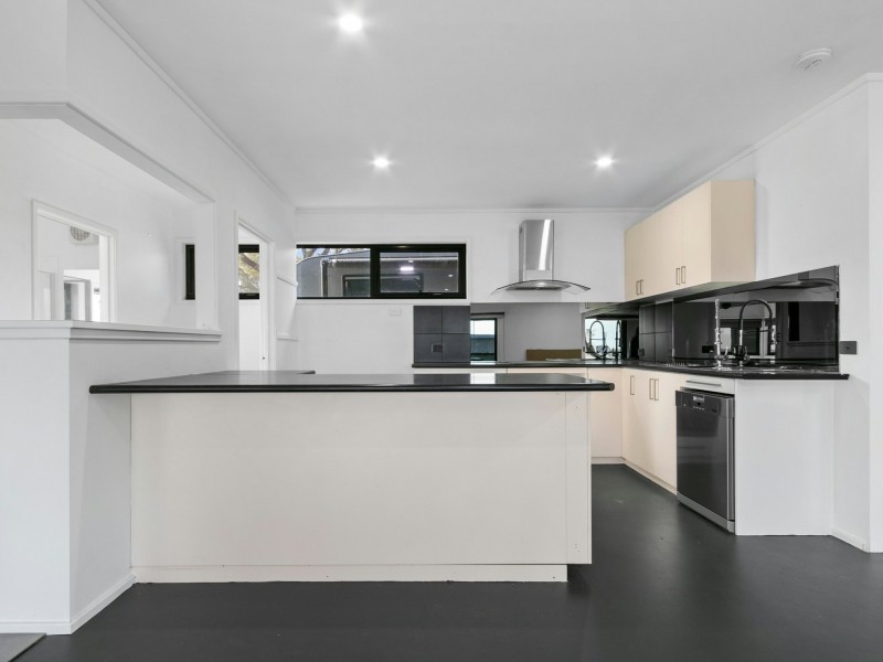 53 McAuleys Road, Wy Yung VIC 3875