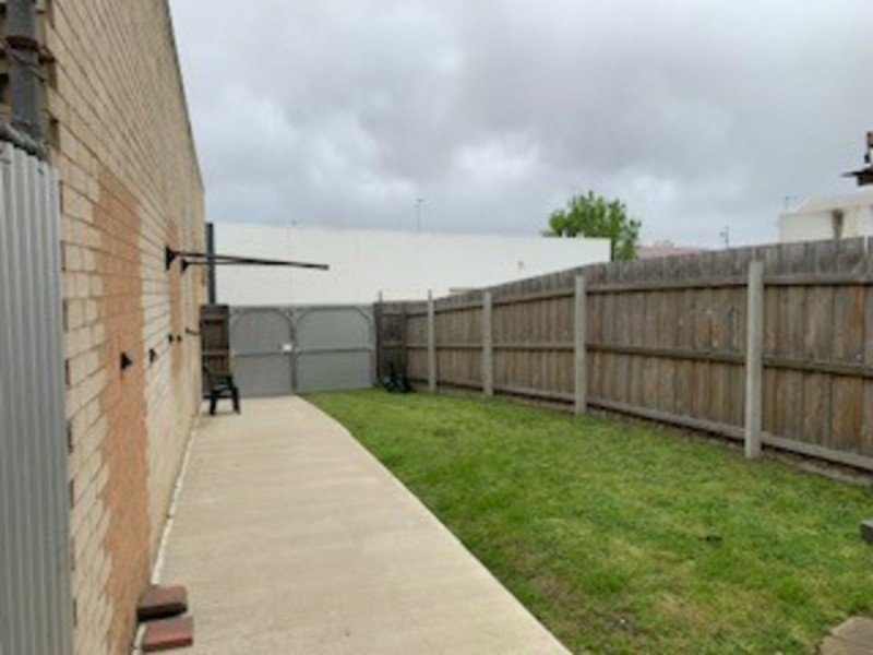 67 & 67A Main Street, Bairnsdale VIC 3875