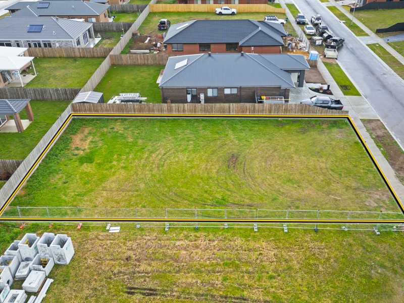 3 Honeyman Avenue, Lucknow VIC 3875