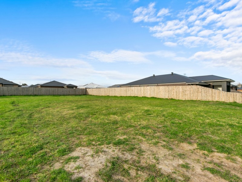 3 Honeyman Avenue, Lucknow VIC 3875