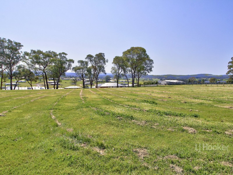 23 Hylton Vista, Wy Yung VIC 3875