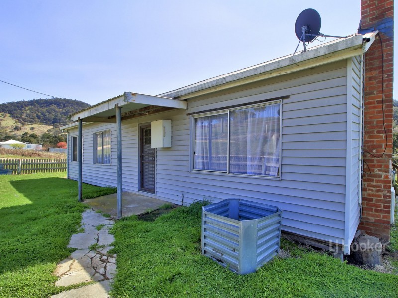 244 Day Avenue, Omeo VIC 3898