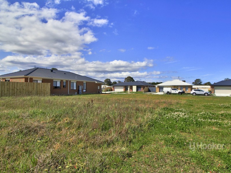 7 Nielsen Way, East Bairnsdale VIC 3875