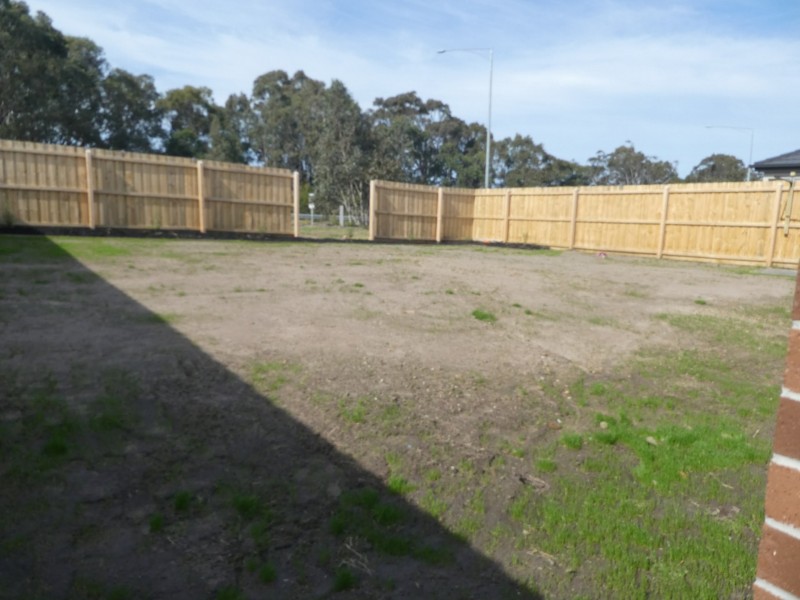 12 Camden Street, Lucknow VIC 3875