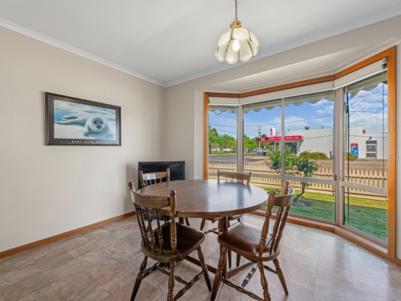 57 Dawson Street, Bairnsdale VIC 3875