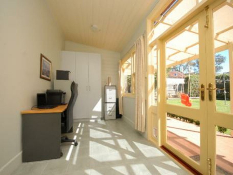 18 Bull Street, Bairnsdale VIC 3875