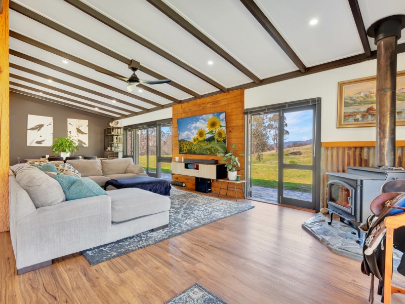 7415 Great Alpine Road, Swifts Creek VIC 3896