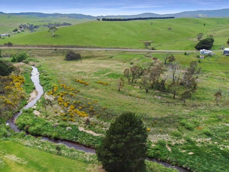 303 Omeo Highway, Omeo VIC 3898