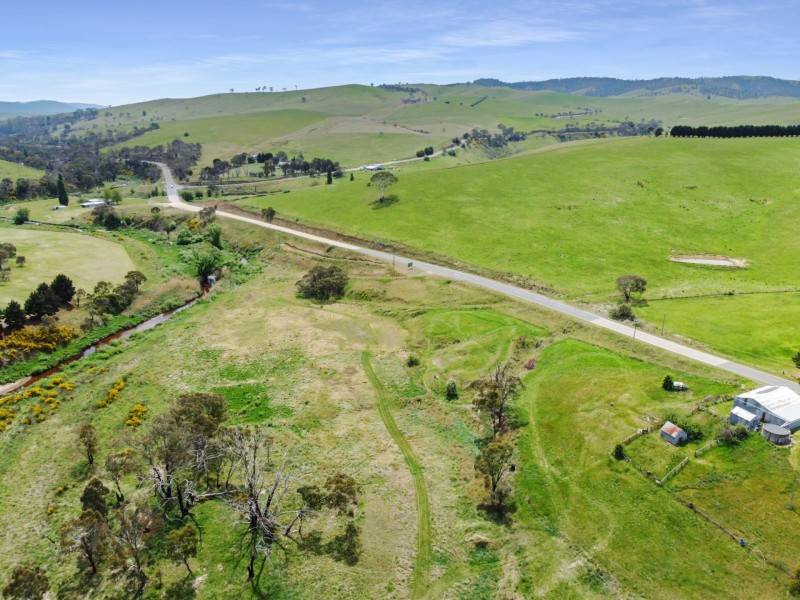 303 Omeo Highway, Omeo VIC 3898