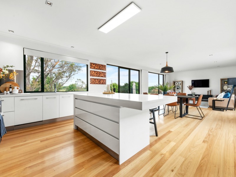 41 Morton Drive, Eastwood VIC 3875