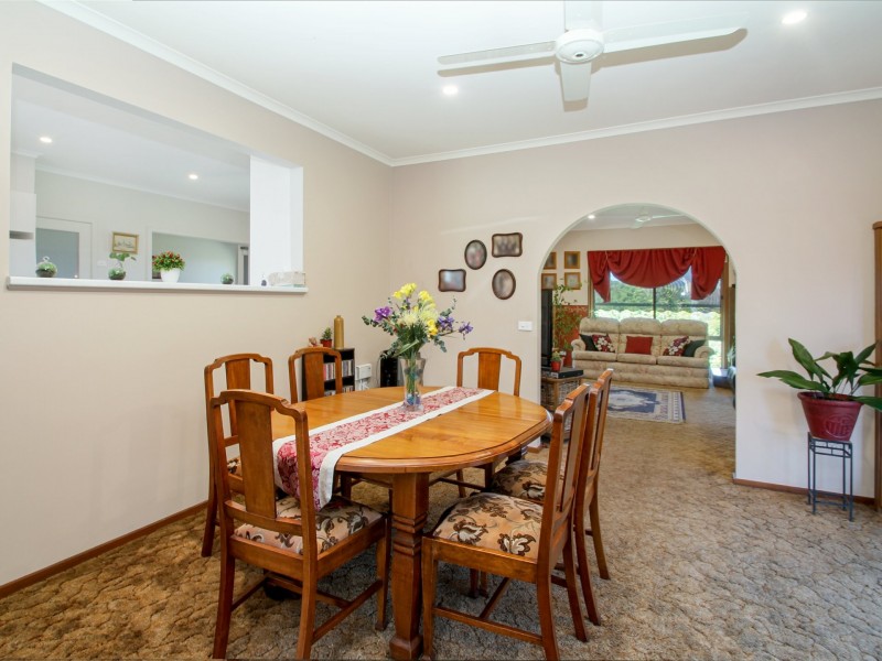 18 Brumley Street, Omeo VIC 3898