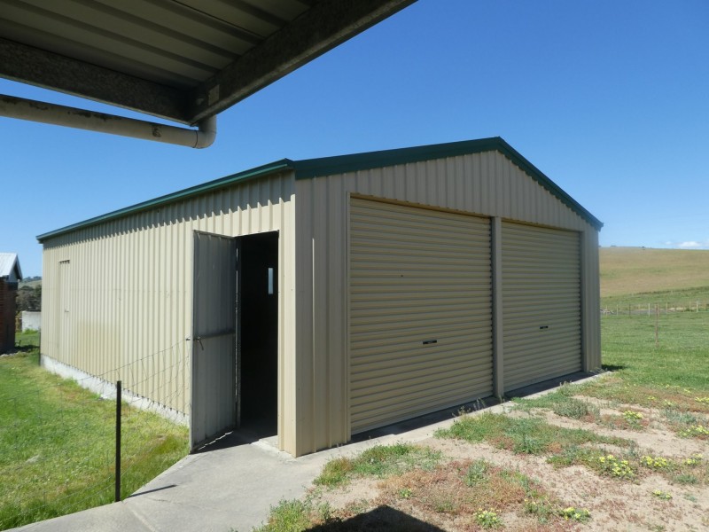 1902 Great Alpine Road, Wiseleigh VIC 3885