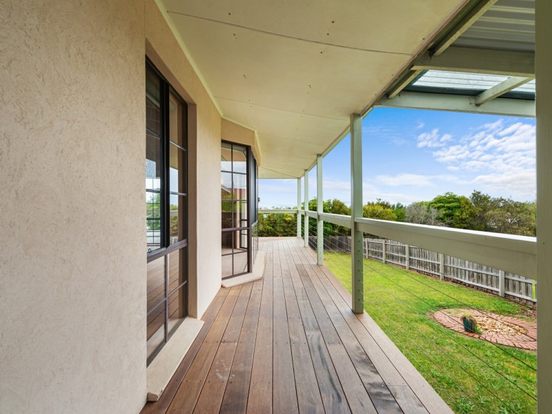 12 Ewing Court, Lakes Entrance VIC 3909