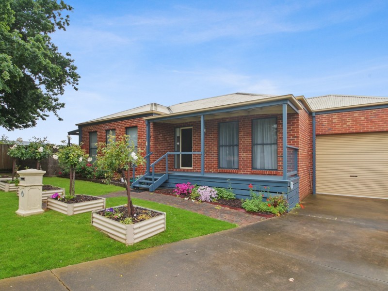 31 Dwyer Street, Wy Yung VIC 3875