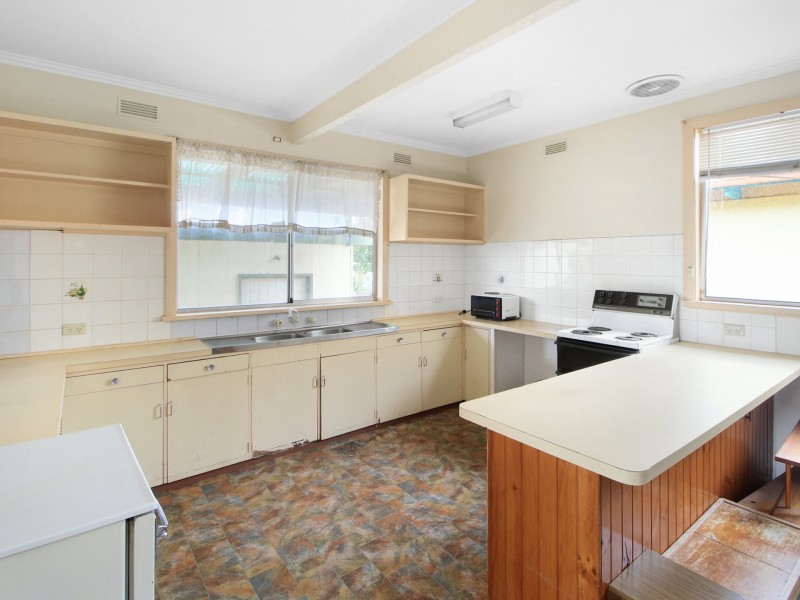 13 Forge Creek Road, Bairnsdale VIC 3875