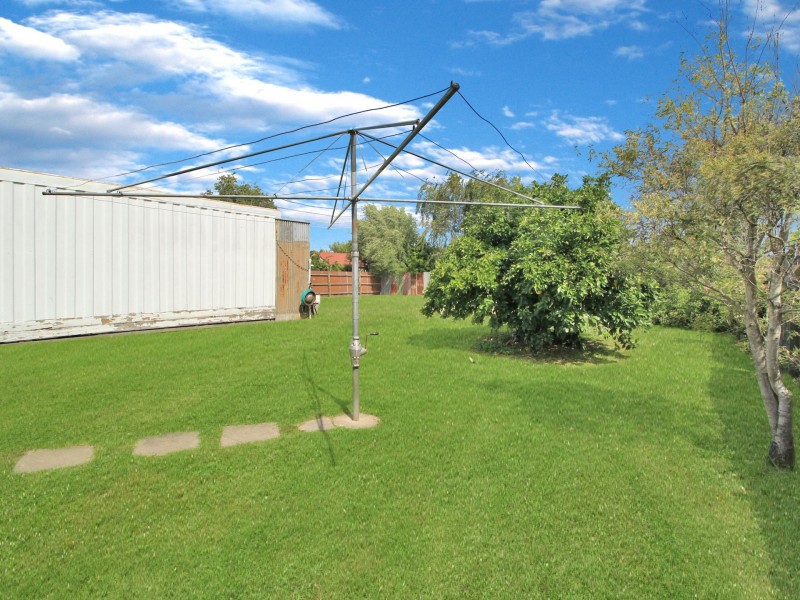 57 Pinnock Street, Bairnsdale VIC 3875