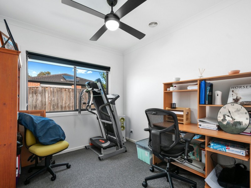 16 Flaxlilly Court, Bairnsdale VIC 3875