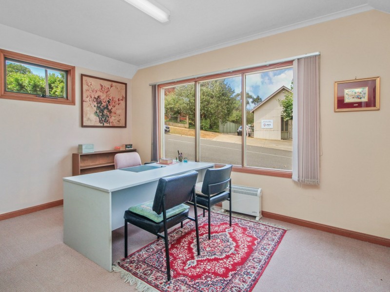143 Day Avenue, Omeo VIC 3898