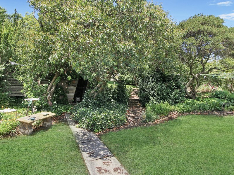 143 Day Avenue, Omeo VIC 3898