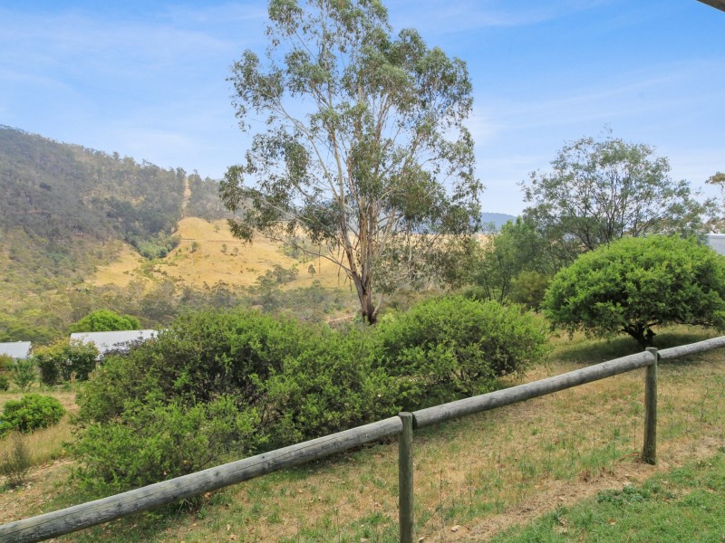 12 Crisp Street, Omeo VIC 3898