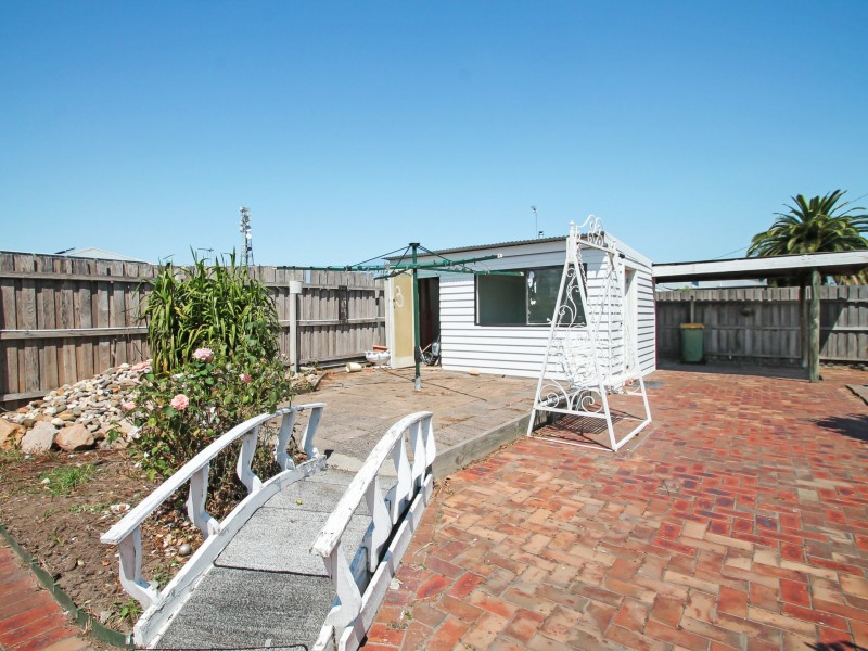 87 Pearson Street, Bairnsdale VIC 3875