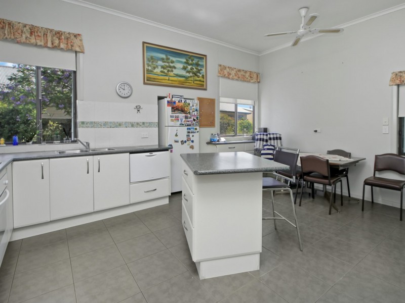 1/110 Great Alpine Road, Lucknow VIC 3875