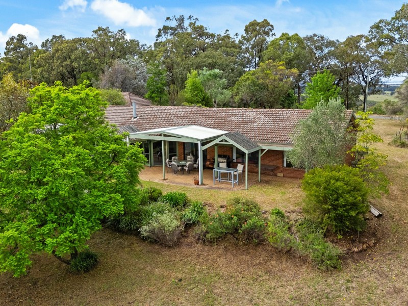 120 Howletts Road, Nicholson VIC 3882