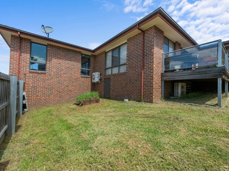 5A The Boulevarde, Wy Yung VIC 3875