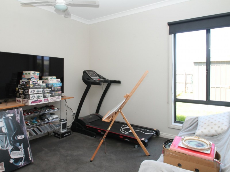 16 McKimmie Court, East Bairnsdale VIC 3875