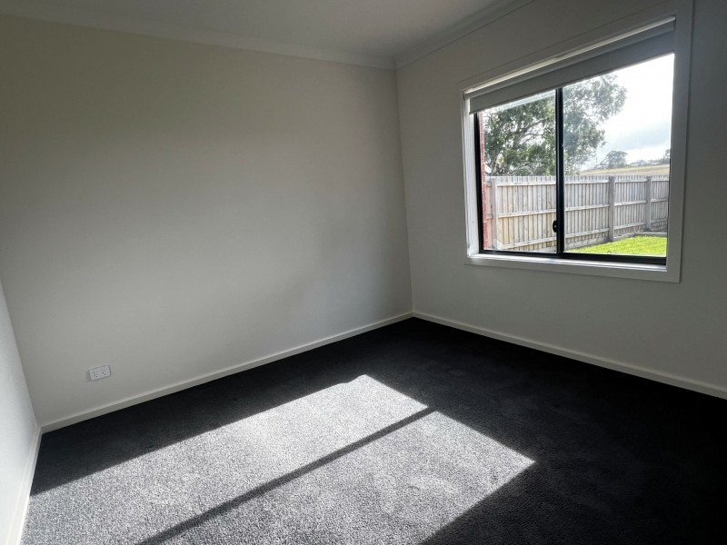 15 Houghton Crescent, Eagle Point VIC 3878