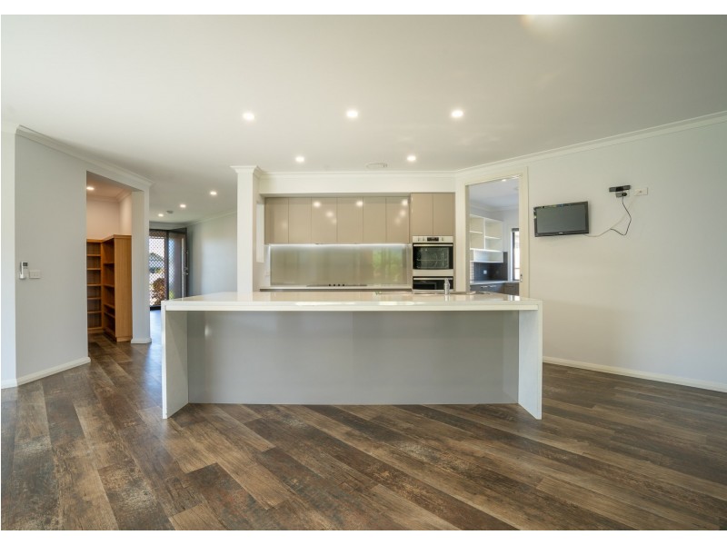 96 Francis Street, Bairnsdale VIC 3875