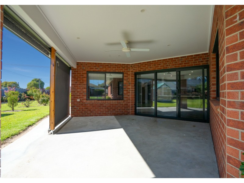 96 Francis Street, Bairnsdale VIC 3875