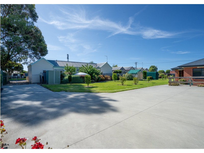 96 Francis Street, Bairnsdale VIC 3875