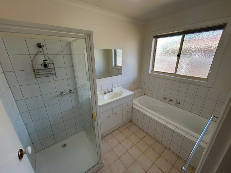 Unit 1/49 Pinnock Street, Bairnsdale VIC 3875