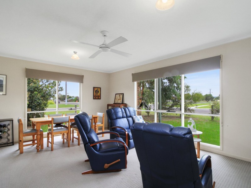Unit 4/93 Moroney Street, Bairnsdale VIC 3875