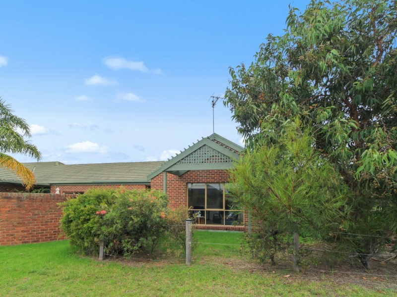 Unit 4/93 Moroney Street, Bairnsdale VIC 3875