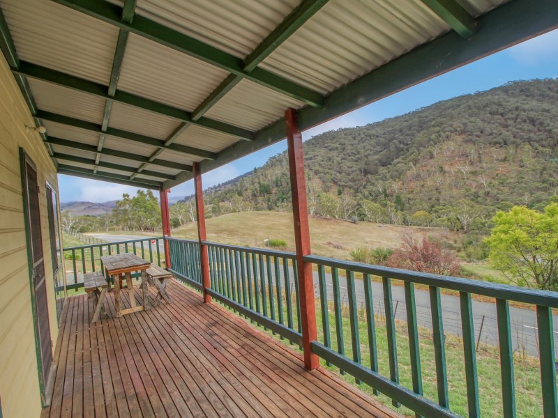 Unit 1/18 Crisp Street, Omeo VIC 3898