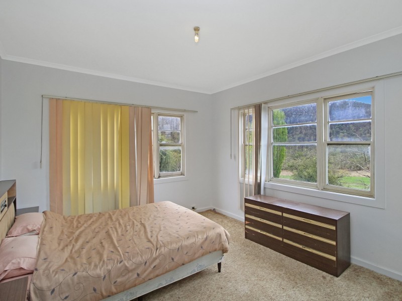 490 Great Alpine Road, Omeo VIC 3898