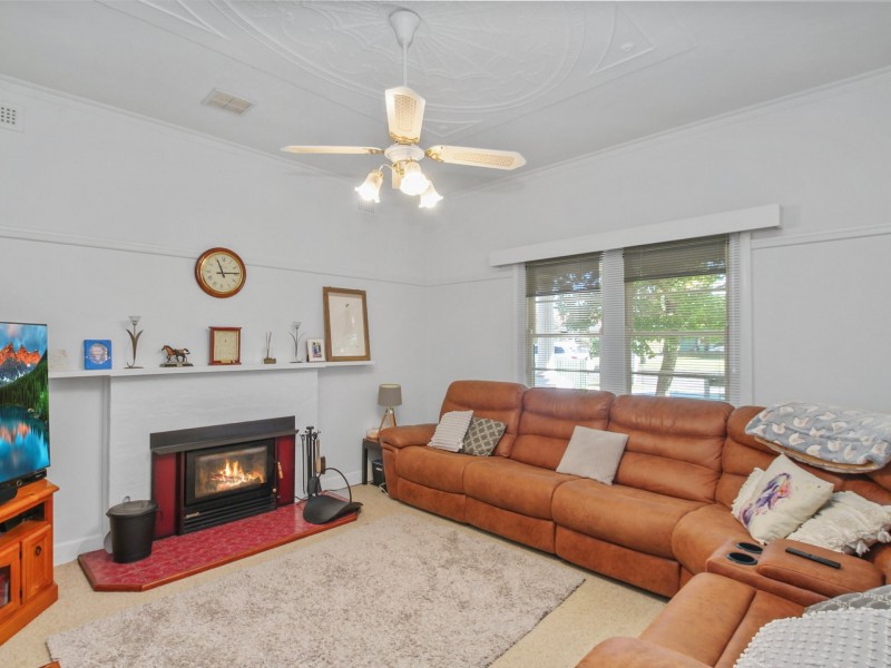 95 Francis Street, Bairnsdale VIC 3875