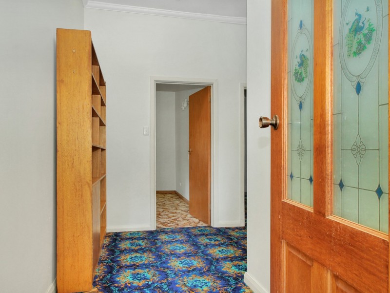 8 King Street, Benambra VIC 3900