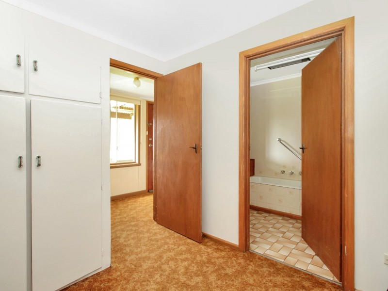 8 King Street, Benambra VIC 3900