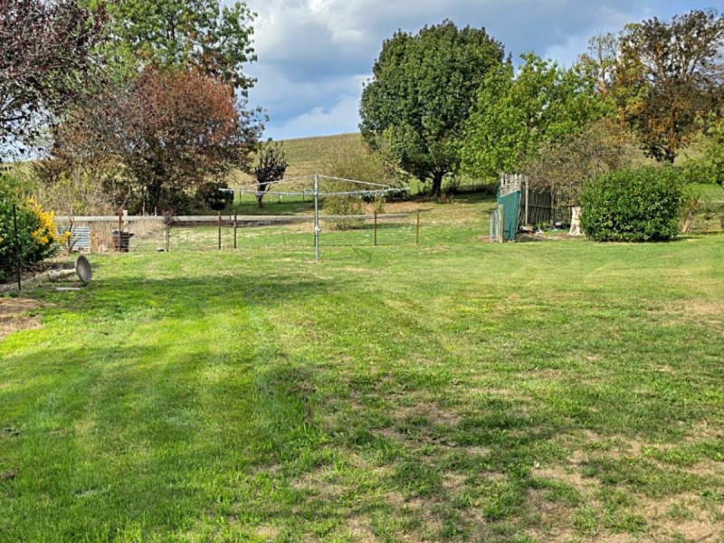 8 King Street, Benambra VIC 3900