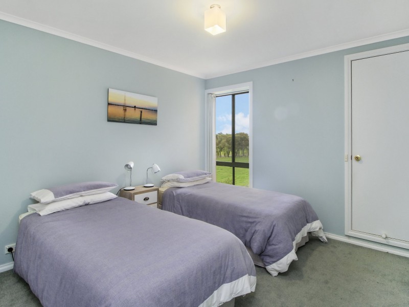 12 Bent Street, Bairnsdale VIC 3875