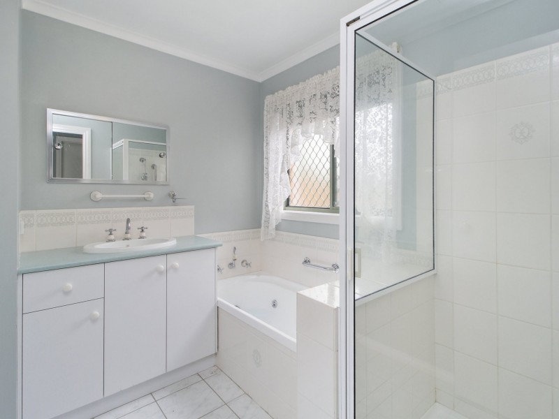 12 Bent Street, Bairnsdale VIC 3875