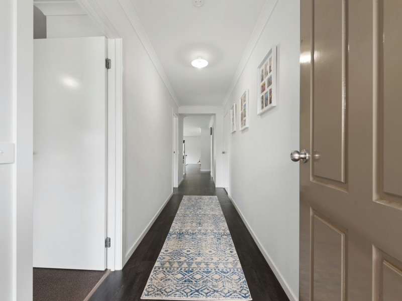 2 Whitworth Drive, Nicholson VIC 3882