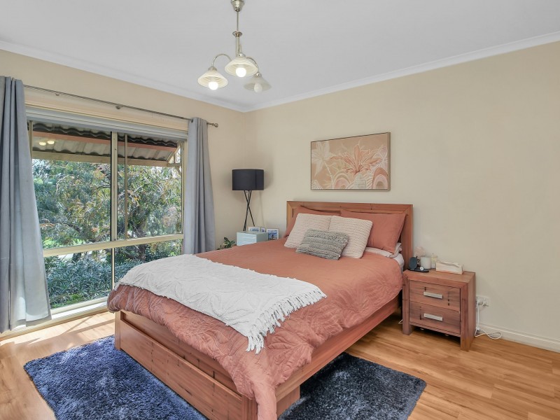 87 Howitt Avenue, Eastwood VIC 3875